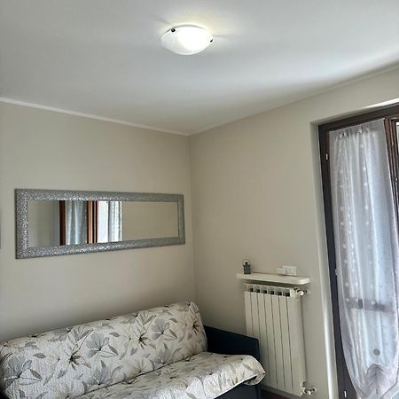 Bergamo Easy Airport Appartement Buitenkant foto