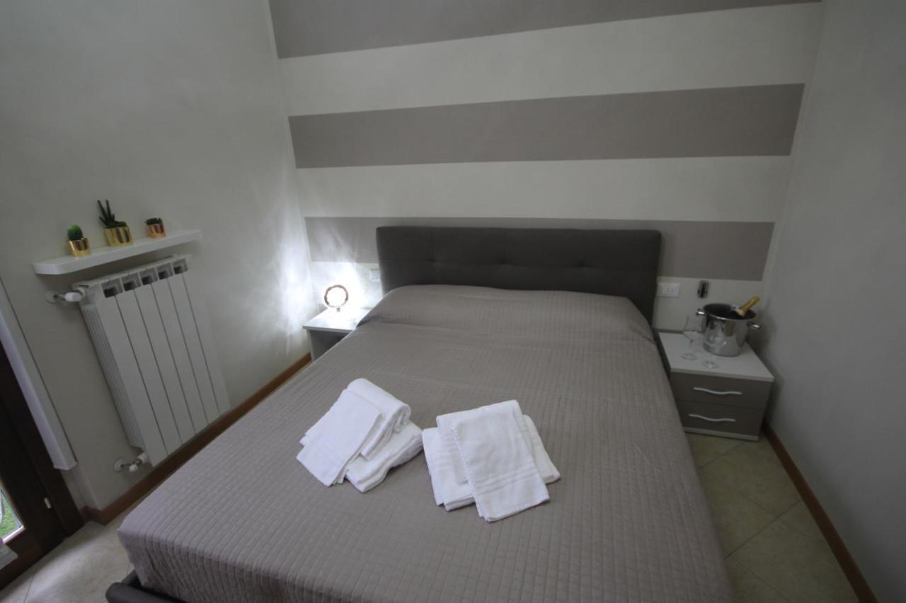 Bergamo Easy Airport Appartement Buitenkant foto