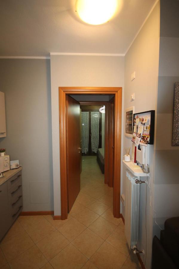 Bergamo Easy Airport Appartement Buitenkant foto